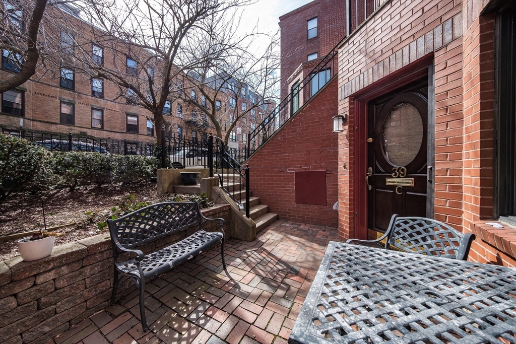 39 Symphony Road, Unit C Boston, MA 02115 - Photo 6 of 24