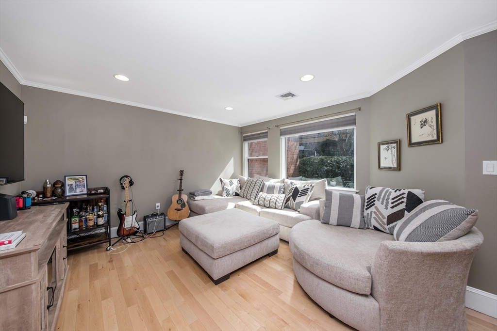 39 Symphony Road, Unit C Boston, MA 02115 - Photo 8 of 24