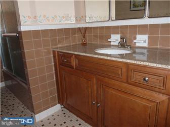 113 James Road Broomall, PA 19008 - Photo 7 of 12 Gallery Image 7
