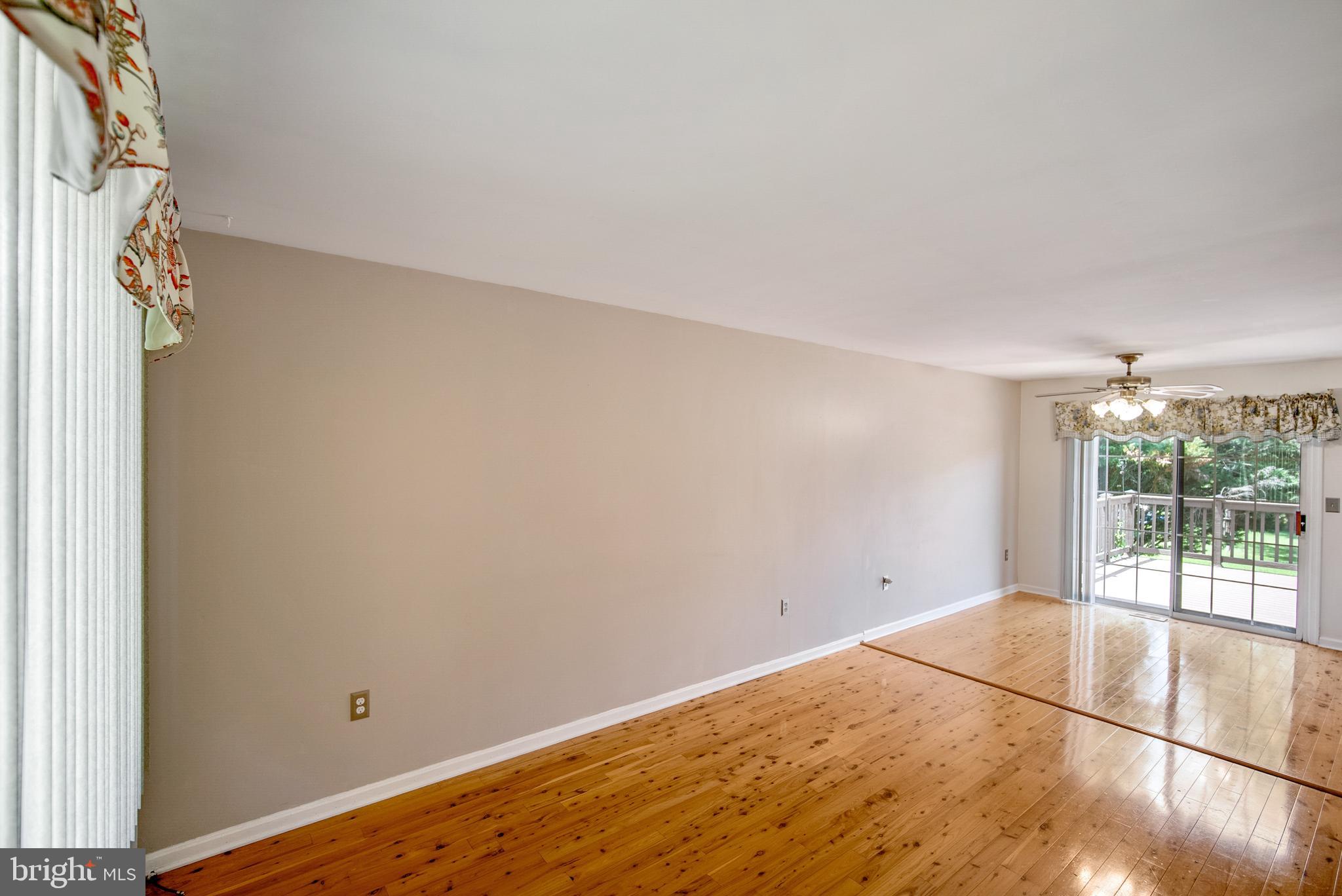 2018 Suffolk Road Finksburg, MD 21048 - Photo 9 of 50 Gallery Image 9