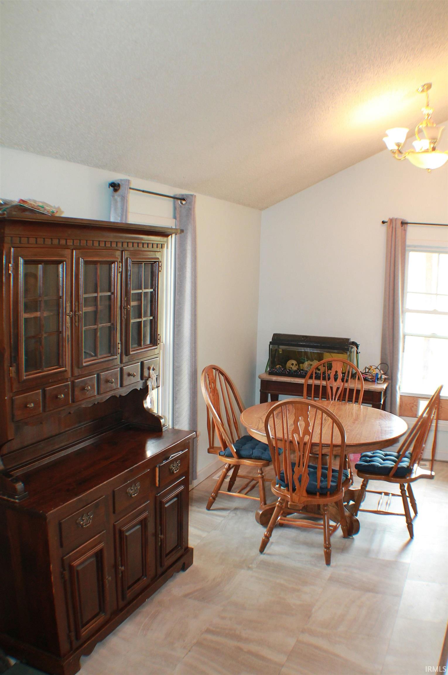 3803 Highway 224 Decatur, IN 46733 - Photo 14 of 30