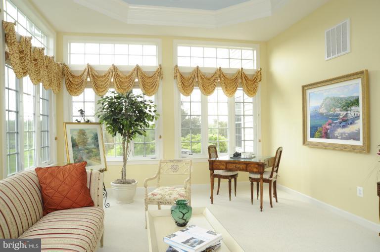7709 Brink Road Gaithersburg, MD 20882 - Photo 2 of 30 Conservatory