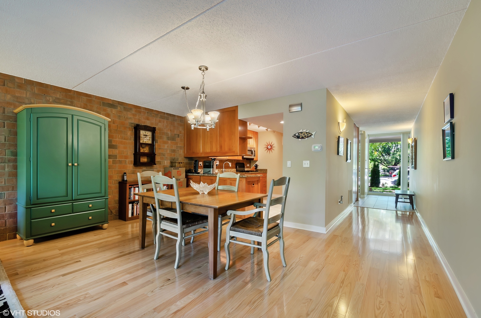 3453 Harrison Street Evanston, IL 60201 - Photo 6 of 24