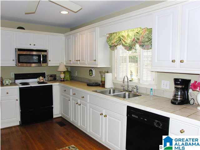 16 Spring Street Birmingham, AL 35213 - Photo 8 of 28