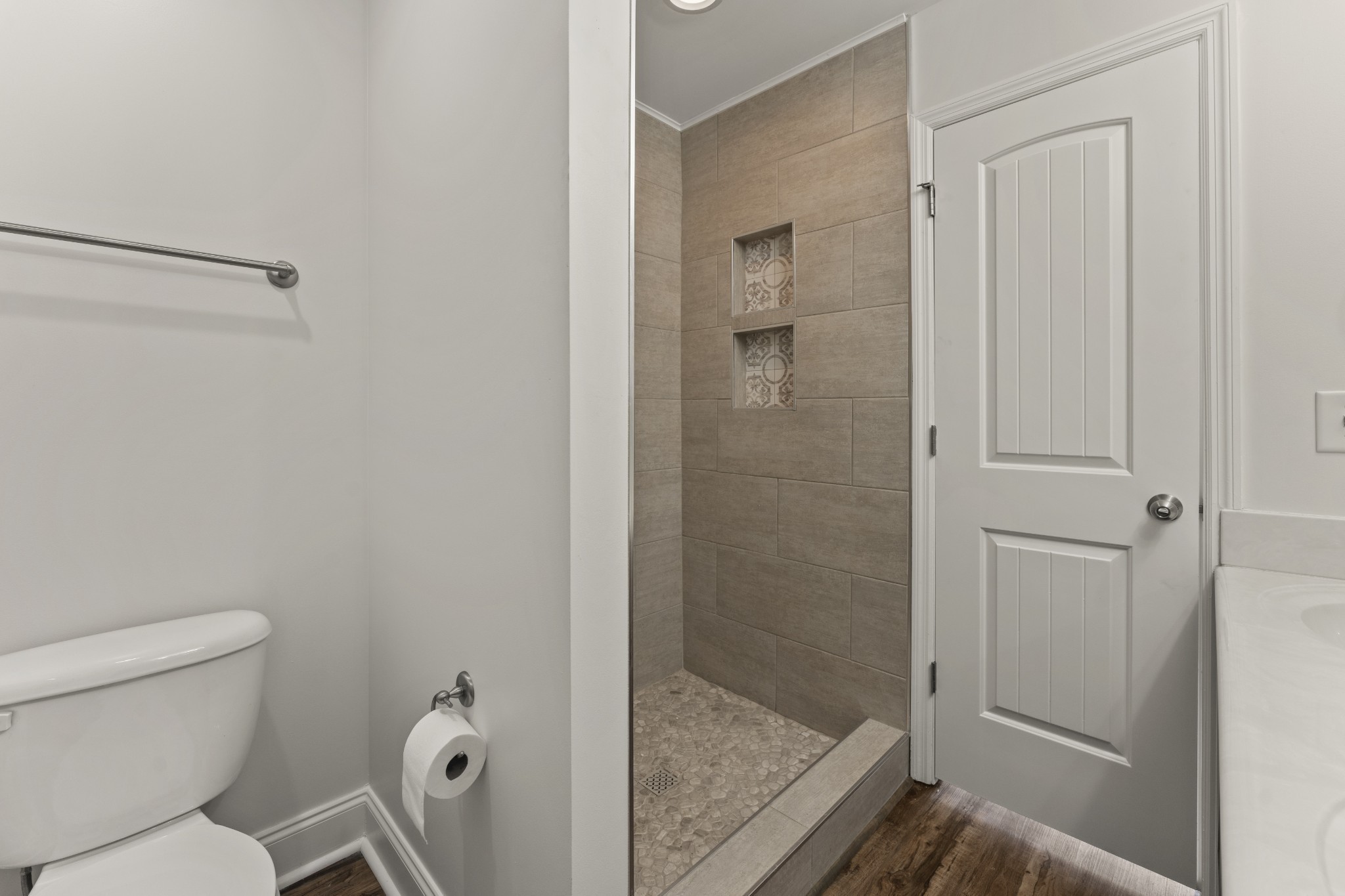 17 ANDERTON Drive Winchester, TN 37398 - Photo 31 of 42 a bathroom with a granite countertop toilet and a shower