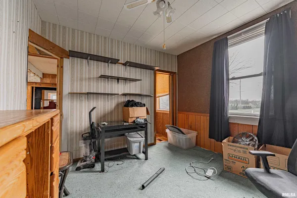 $75,000 | 988 West Forsyth Road, Decatur, IL 62526