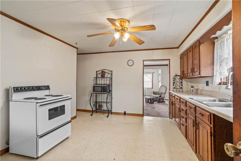 636 6th Street Colver, PA 15927 - Photo 11 of 15