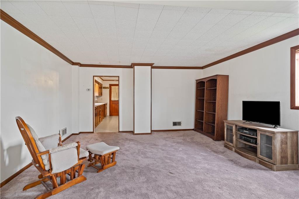 636 6th Street Colver, PA 15927 - Photo 7 of 15