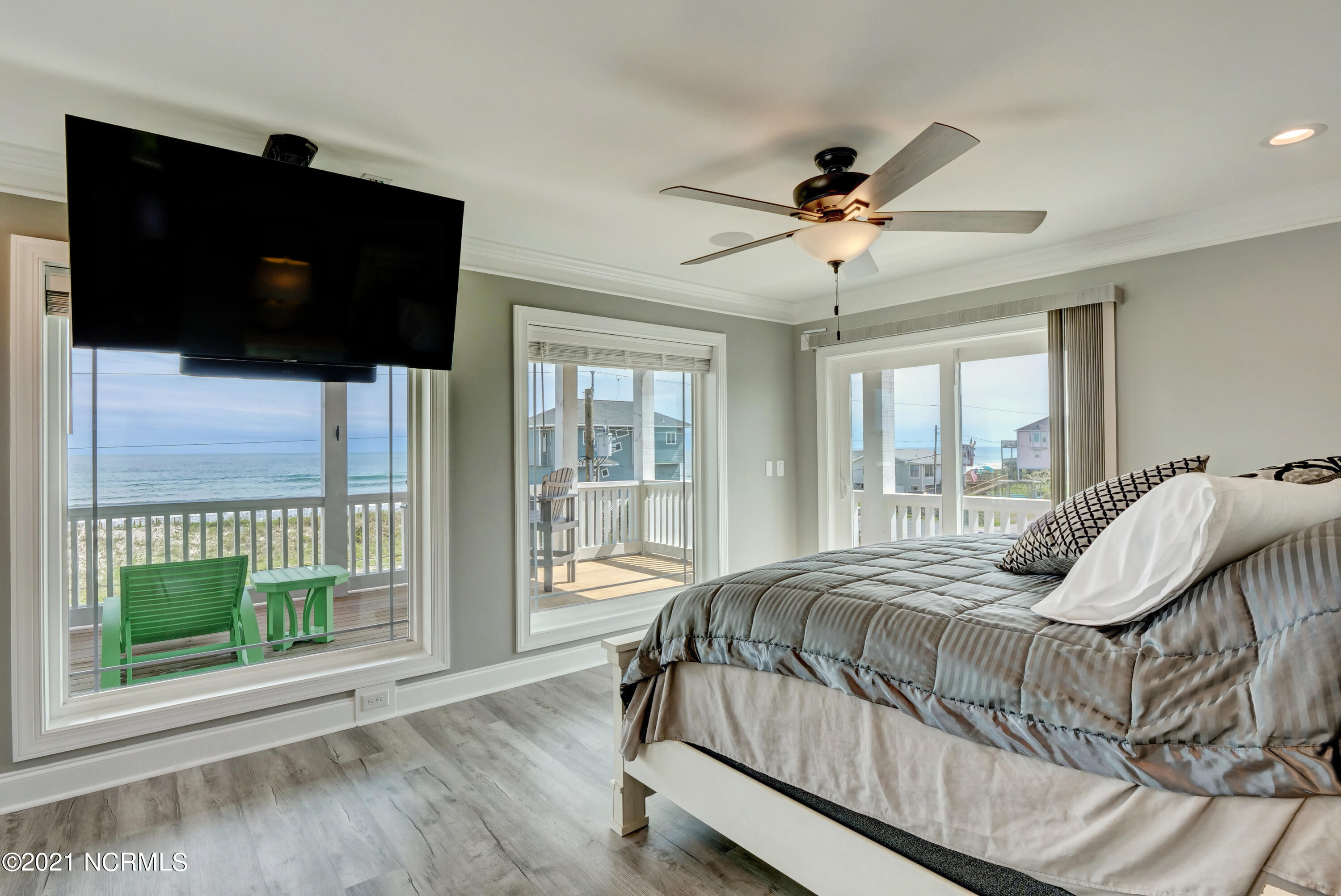 189 Topsail Road North Topsail Beach, NC 28460 - Photo 46 of 76 P1377119_20_21_22_23_24_25