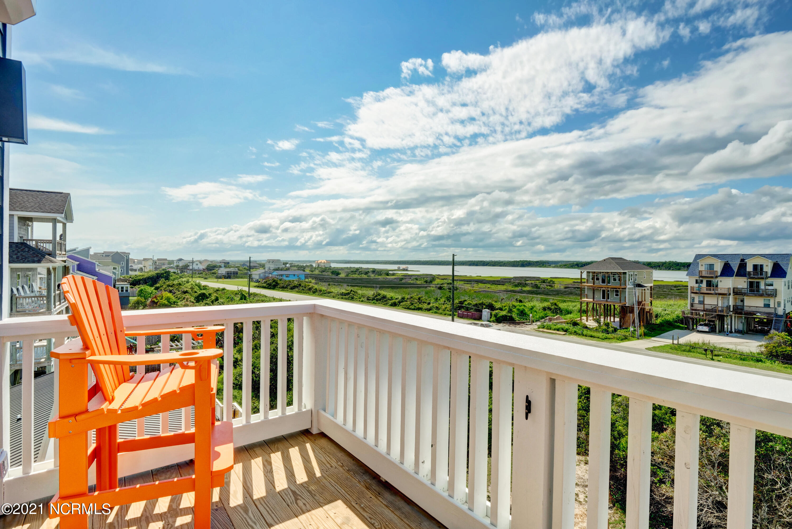 189 Topsail Road North Topsail Beach, NC 28460 - Photo 50 of 76 P1377245_46_47_48_49_50_51