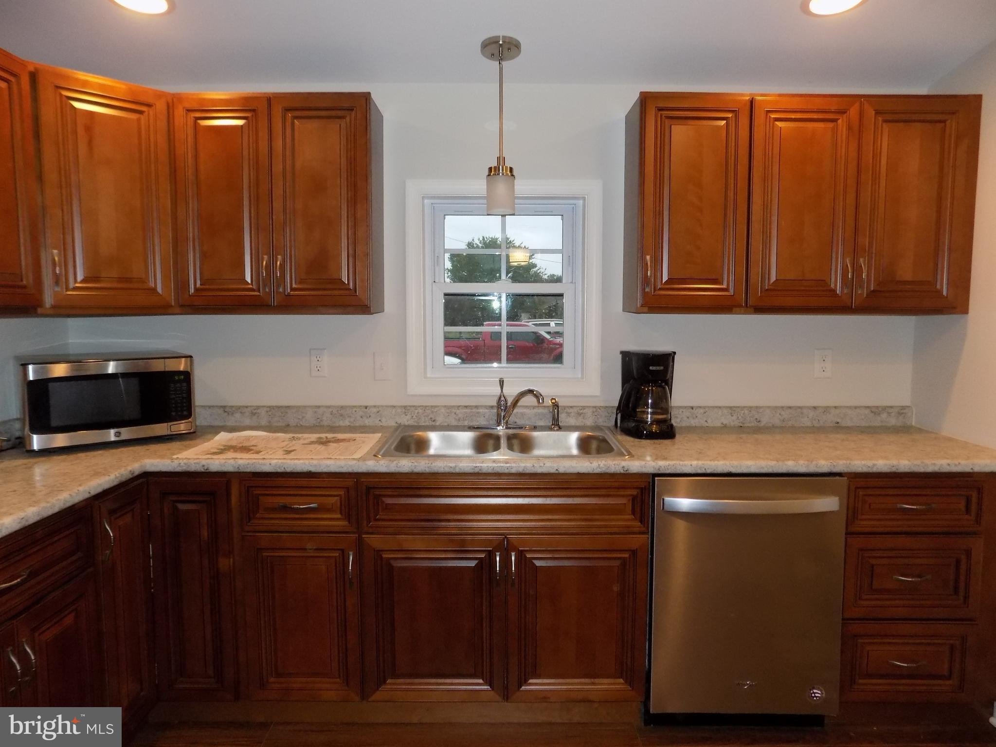 308 Lititz Road Manheim, PA 17545 - Photo 6 of 24