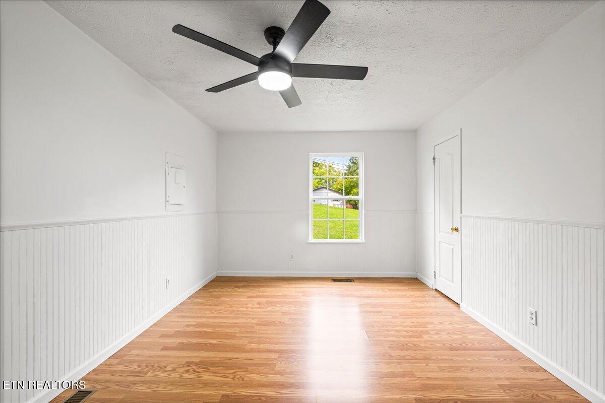 810 South 17th Street La Follette, TN 37766 - Photo 19 of 35 18-17th st