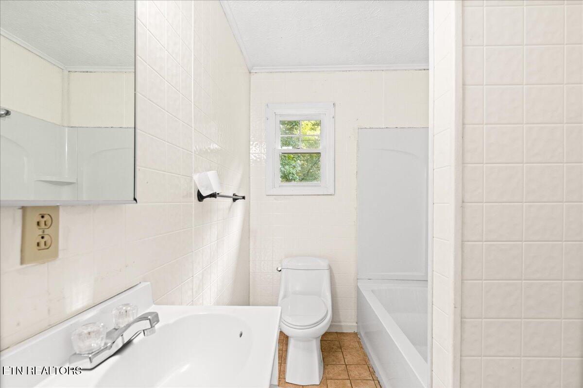 810 South 17th Street La Follette, TN 37766 - Photo 22 of 35 15-17th st