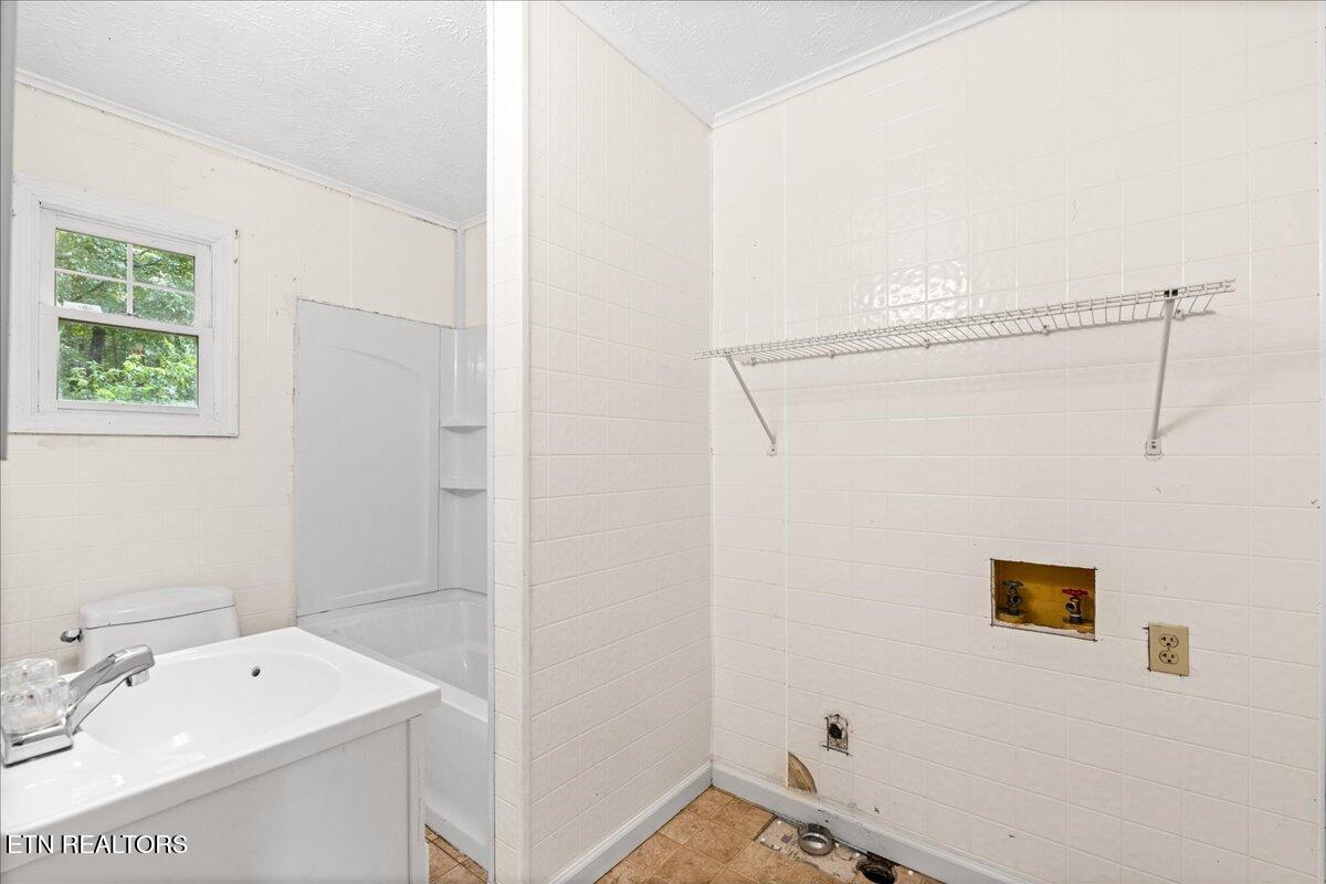 810 South 17th Street La Follette, TN 37766 - Photo 23 of 35 14-17th st