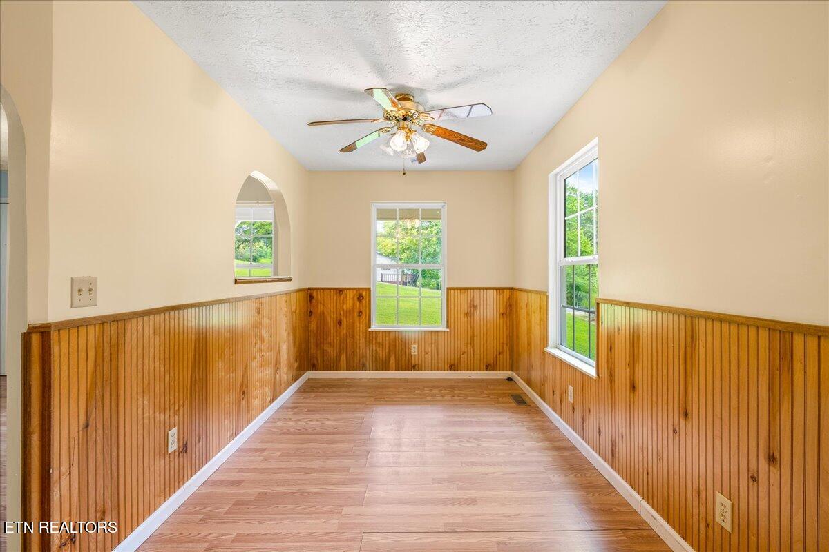 810 South 17th Street La Follette, TN 37766 - Photo 26 of 35 11-17th st