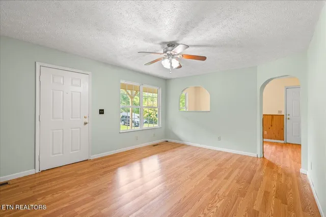 $165,000 | 810 South 17th Street, La Follette, TN 37766