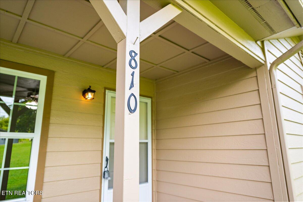 810 South 17th Street La Follette, TN 37766 - Photo 8 of 35 34-17th st