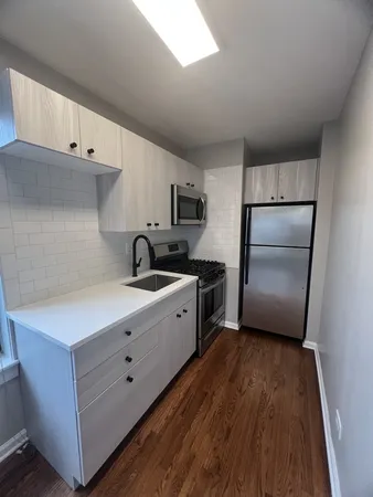 $2,067 | 426 West Belmont Avenue, Unit 1001, Chicago, IL 60657