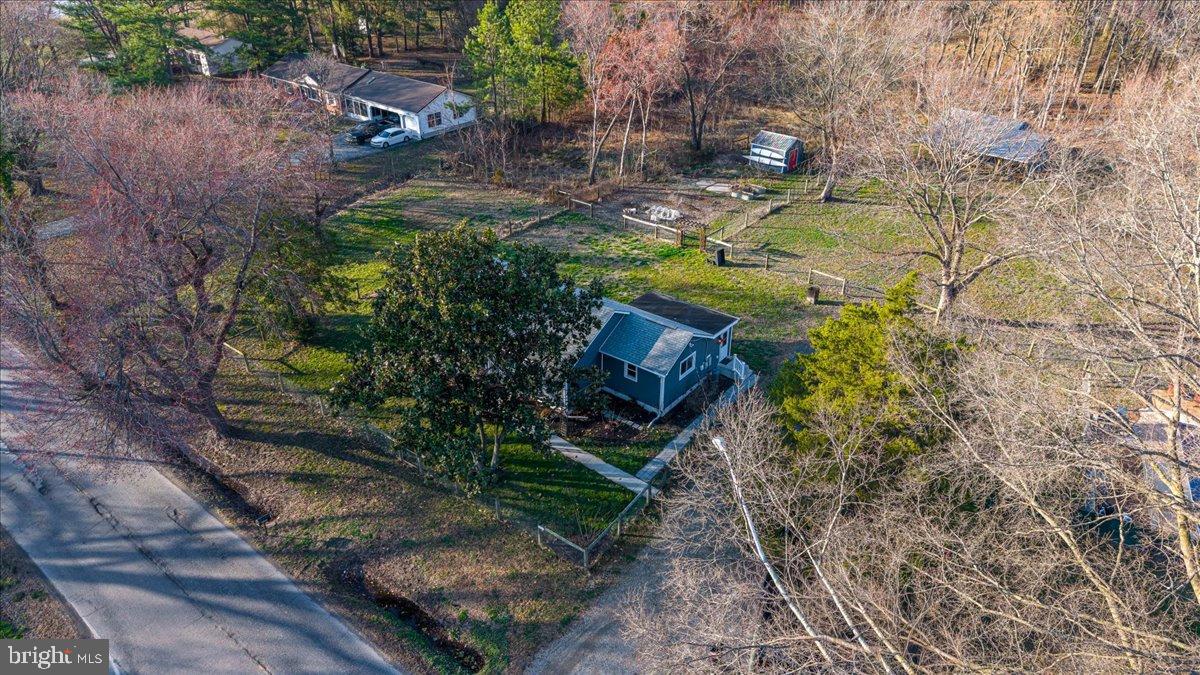 2505 West Denneys Road Dover, DE 19904 - Photo 6 of 68 Charming rural retreat surrounded by nature.