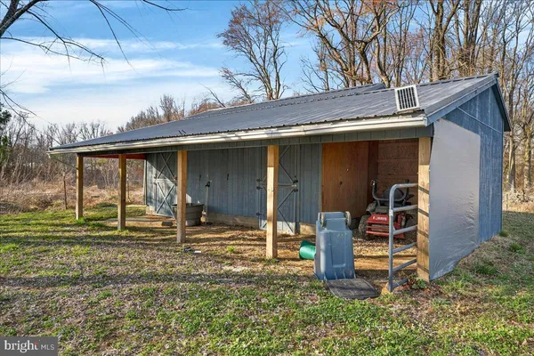 $499,000 | 2505 West Denneys Road, Dover, DE 19904
