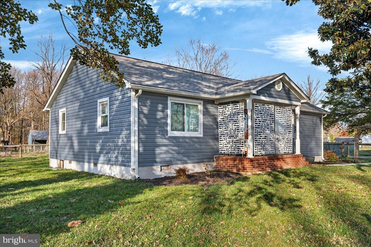2505 West Denneys Road Dover, DE 19904 - Photo 63 of 68 Charming blue home with unique entrance design.