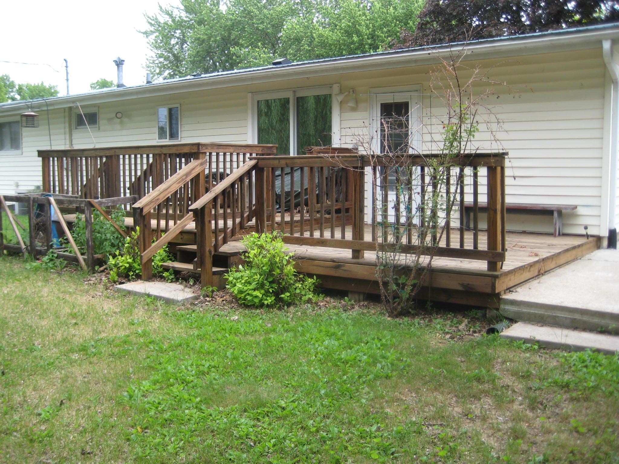 1111 South 5th Street Prairie du Chien, WI 53821 - Photo 6 of 26