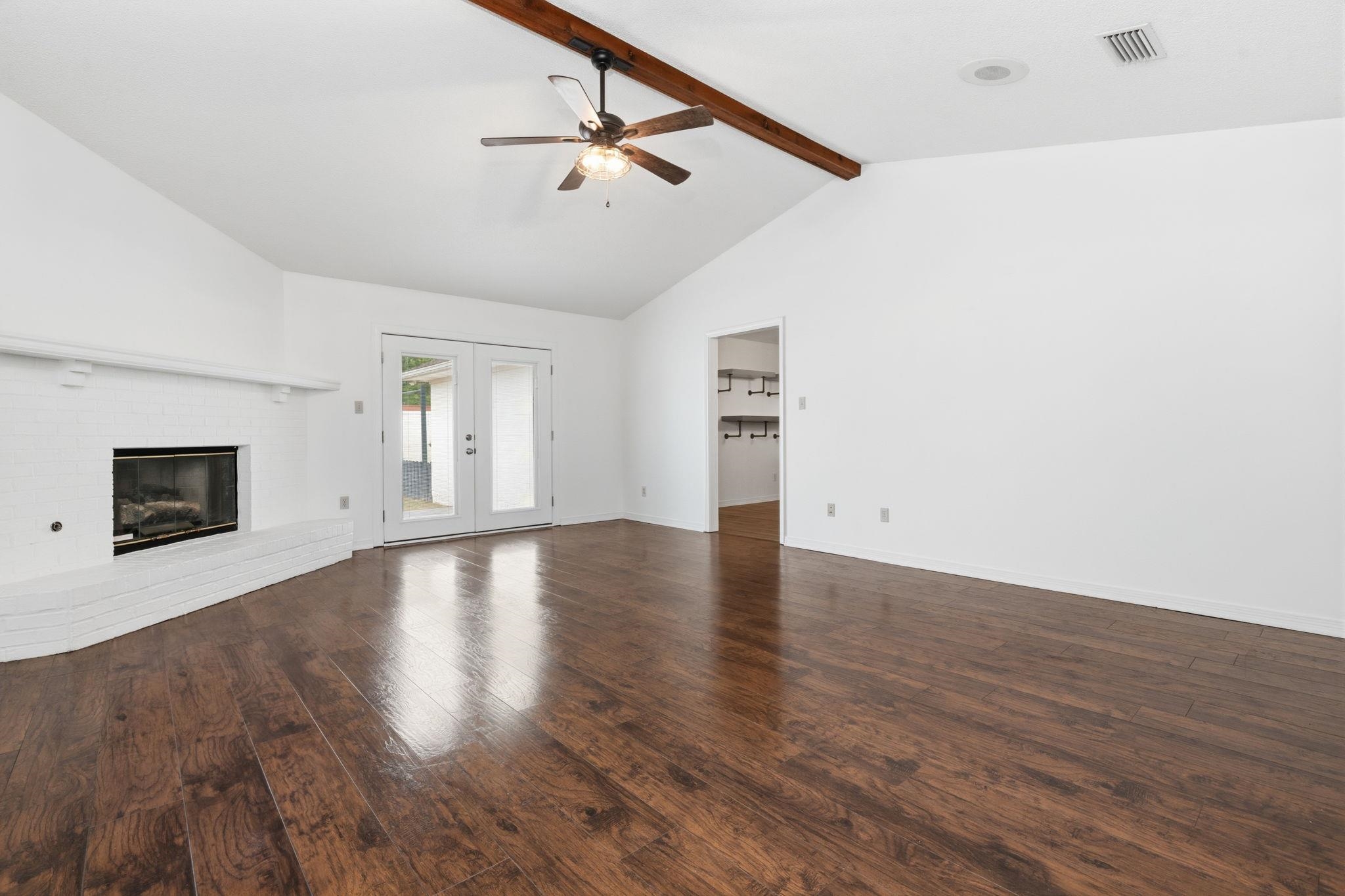 10670 Jeff Hamilton Road Mobile, AL 36695 - Photo 20 of 43 Living Room