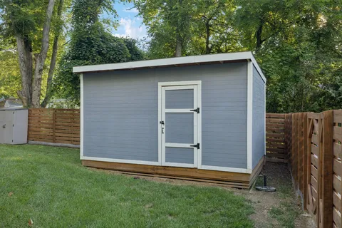 $923,400 | 505 Oakley Drive, Nashville, TN 37220