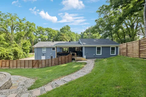 $923,400 | 505 Oakley Drive, Nashville, TN 37220