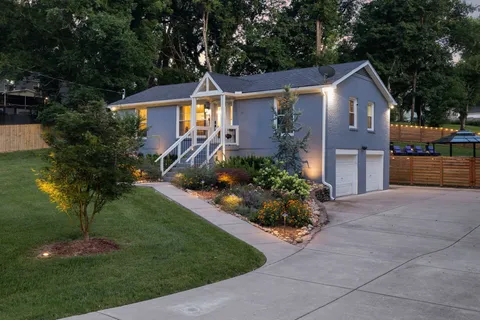 $923,400 | 505 Oakley Drive, Nashville, TN 37220