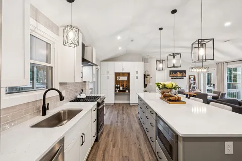 $923,400 | 505 Oakley Drive, Nashville, TN 37220