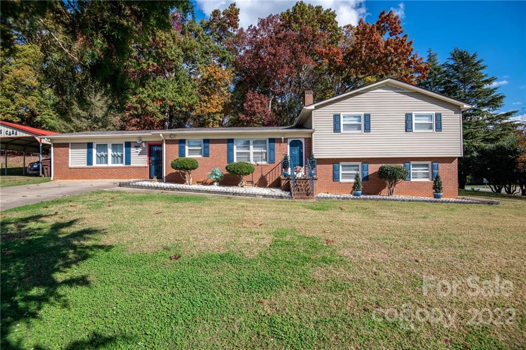 760 Wildlife Access Road Hickory, NC 28601 - Photo 1 of 44 Gallery Image 1