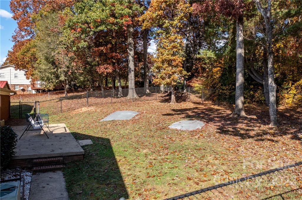 760 Wildlife Access Road Hickory, NC 28601 - Photo 14 of 44 Gallery Image 14