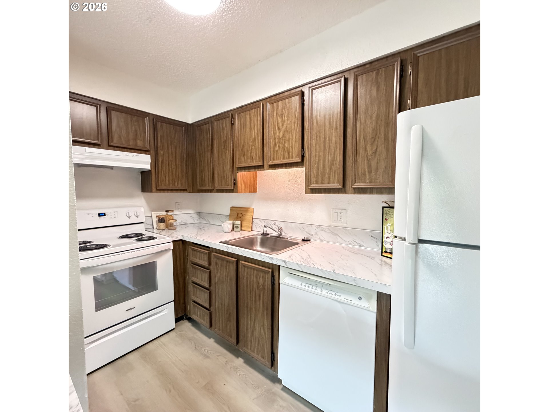 11040 Southwest Greenburg Road, Unit 206 Portland, OR 97223 - Photo 12 of 22 Kitchen