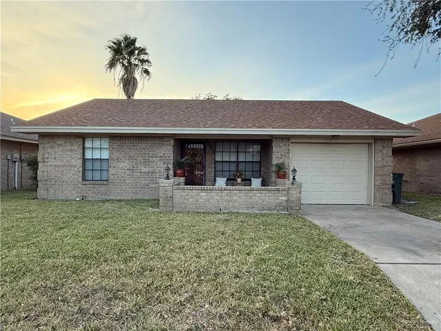 $1,200 | 2303 Wisteria Street, Mission, TX 78574