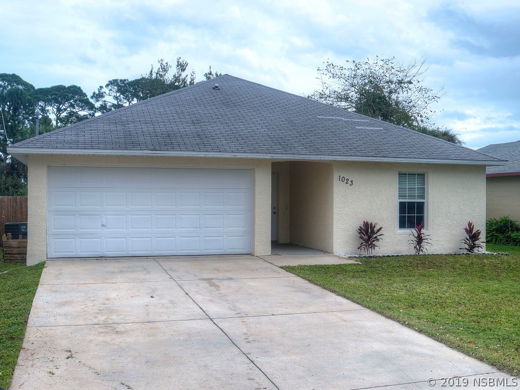 1023 Ruth Drive Edgewater, FL 32132 - Photo 1 of 38 Gallery Image 1