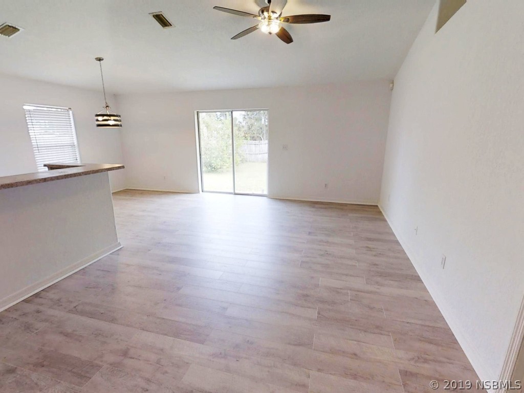 1023 Ruth Drive Edgewater, FL 32132 - Photo 13 of 38 Gallery Image 13