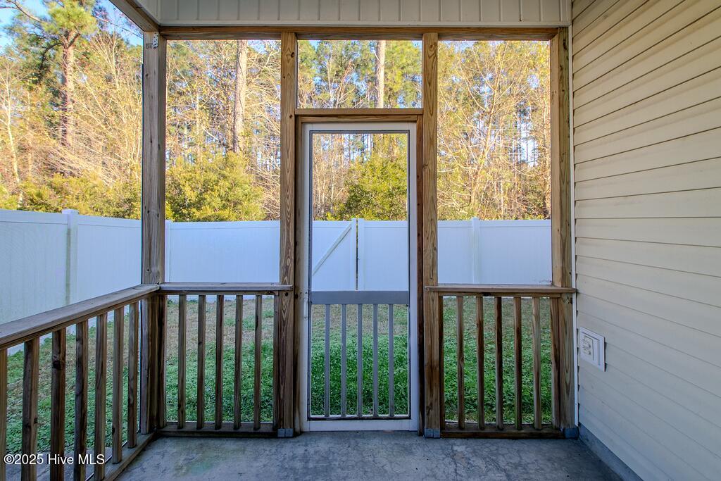 110 Caldwell Loop Jacksonville, NC 28546 - Photo 38 of 41 IMG_7791-HDR