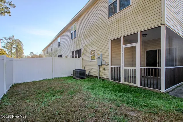 $230,000 | 110 Caldwell Loop, Jacksonville, NC 28546