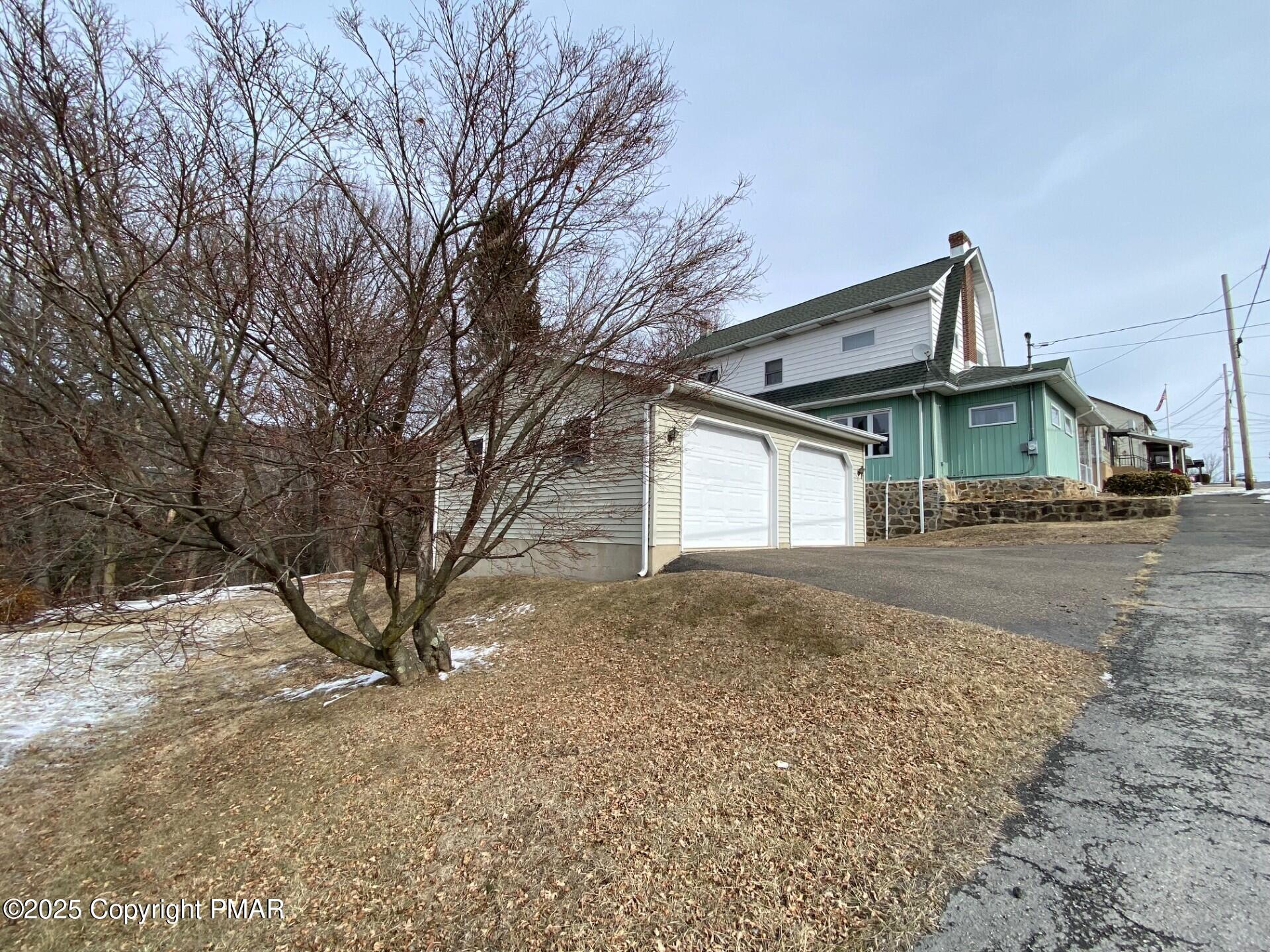 1 West Ridge Street Coaldale, PA 18218 - Photo 11 of 78 thumbnail_IMG_8803