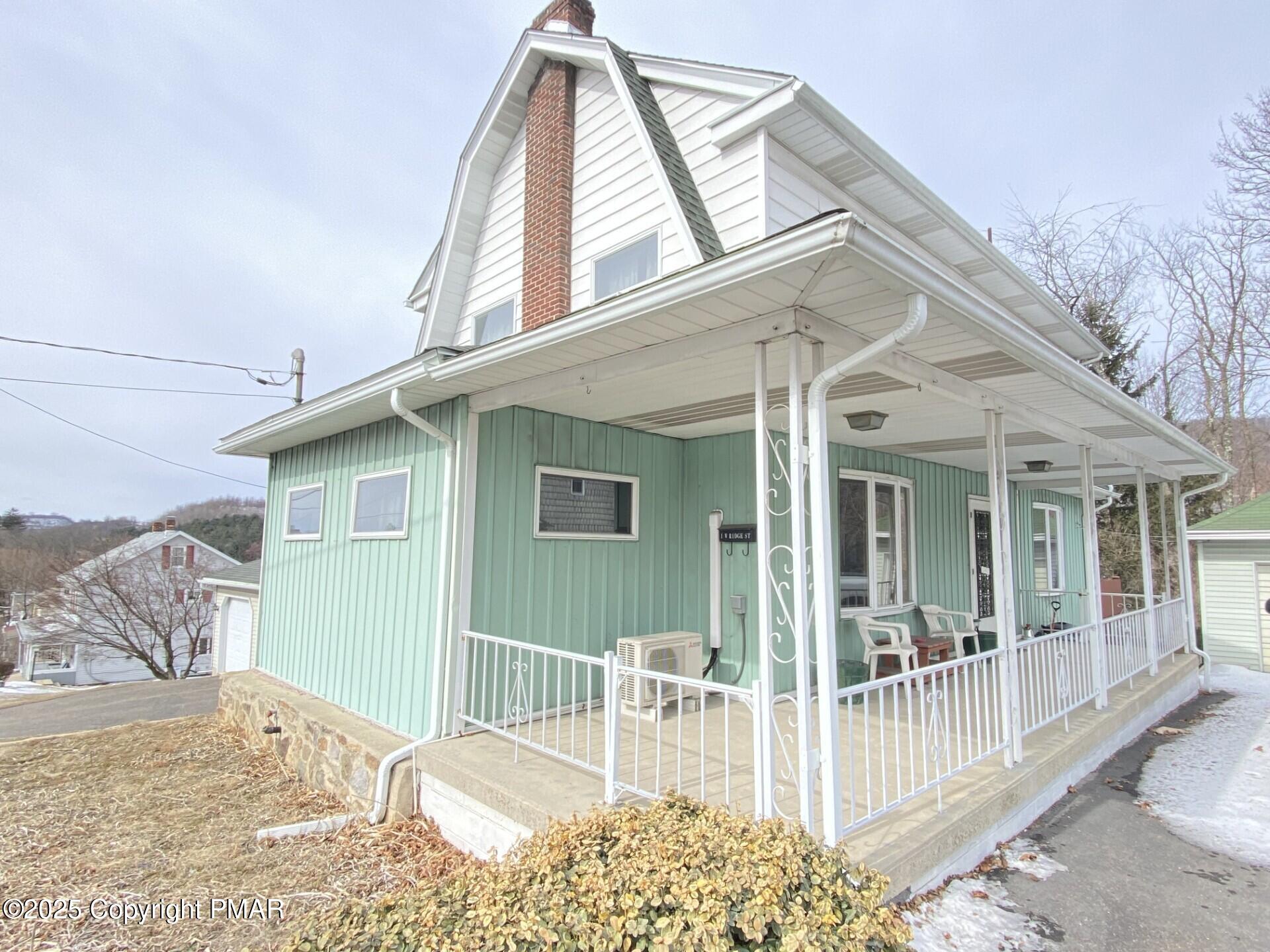 1 West Ridge Street Coaldale, PA 18218 - Photo 3 of 78 thumbnail_IMG_8823
