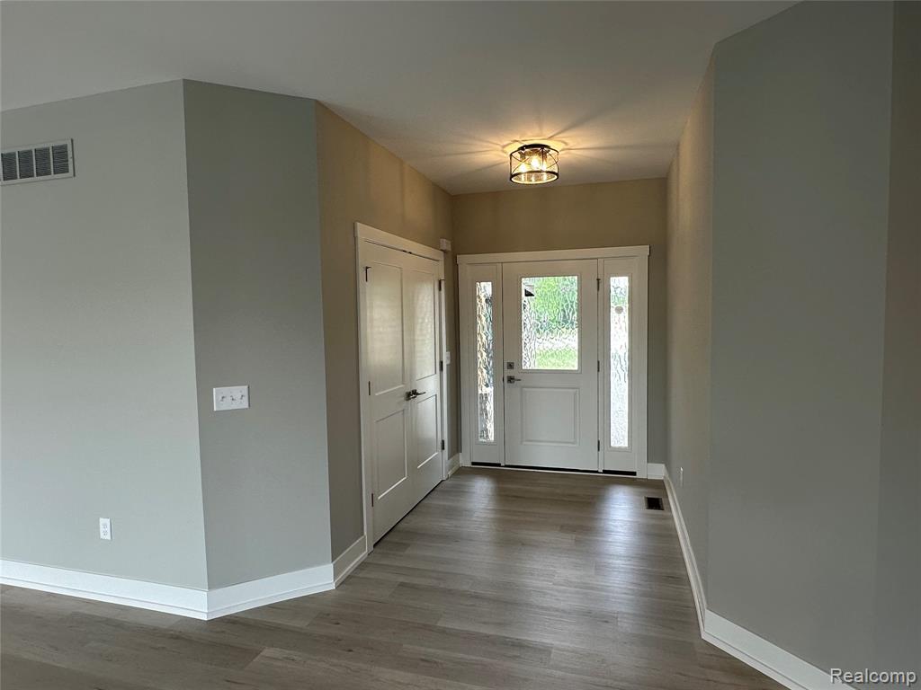 19400 Newburgh Road Livonia, MI 48152 - Photo 17 of 36 Gallery Image 17