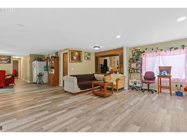 $99,900 | 13900 Southeast Highway 212, Unit 125, Clackamas, OR 97015