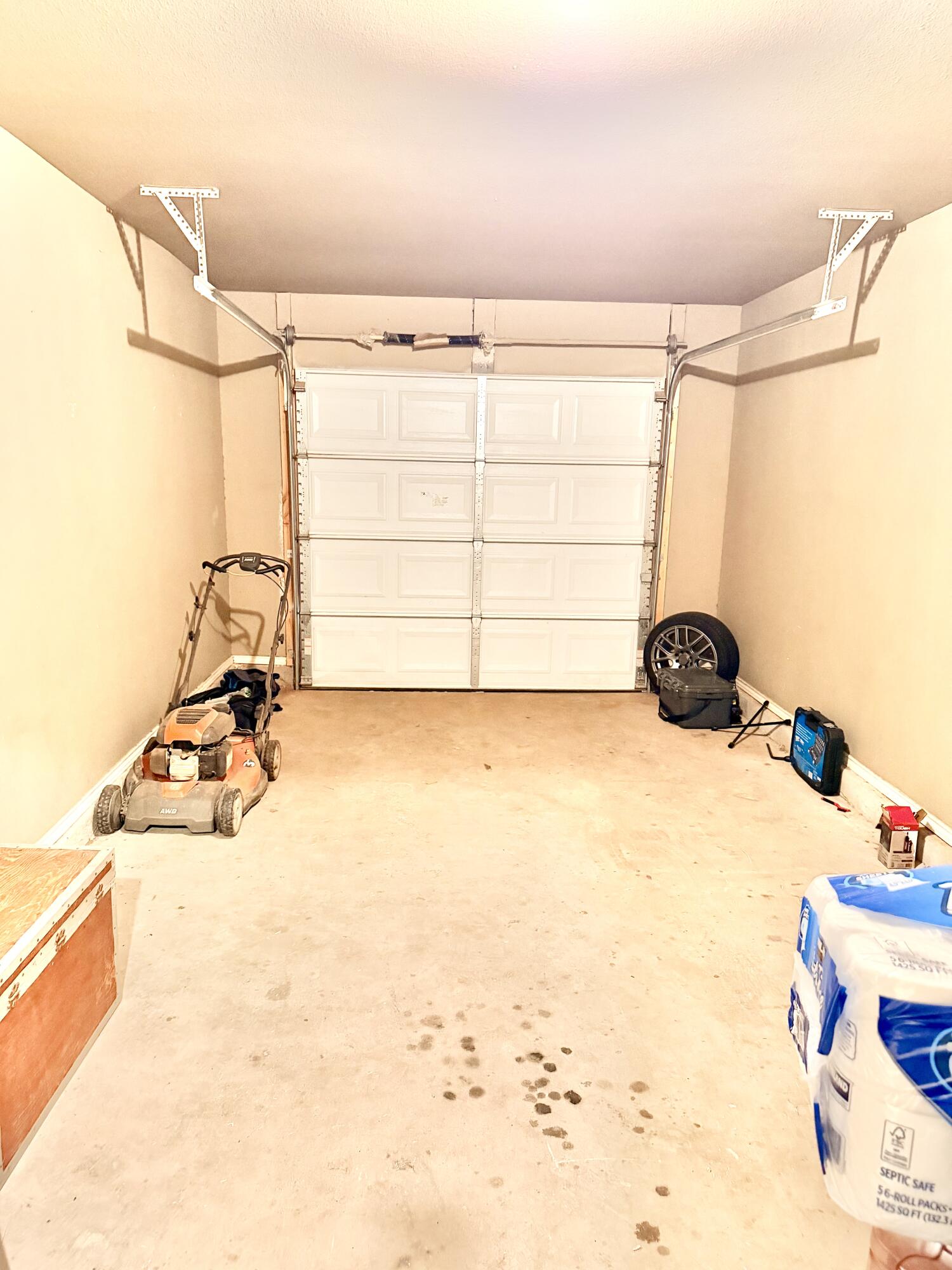 3211 East 5th Street Lubbock, TX 79403 - Photo 2 of 11 a view of a pool table and a window
