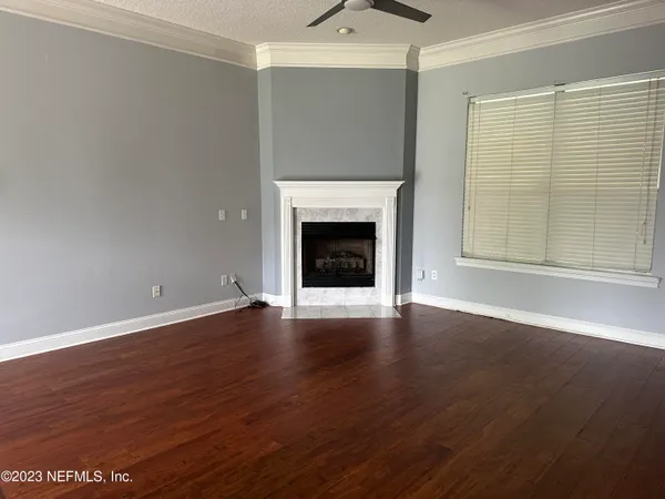 $2,300 | 1406 Sinclair Lane, Jacksonville, FL 32221