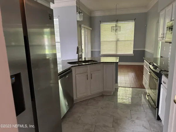 $2,300 | 1406 Sinclair Lane, Jacksonville, FL 32221