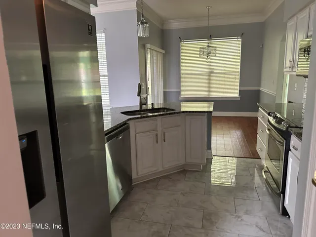 $2,300 | 1406 Sinclair Lane, Jacksonville, FL 32221