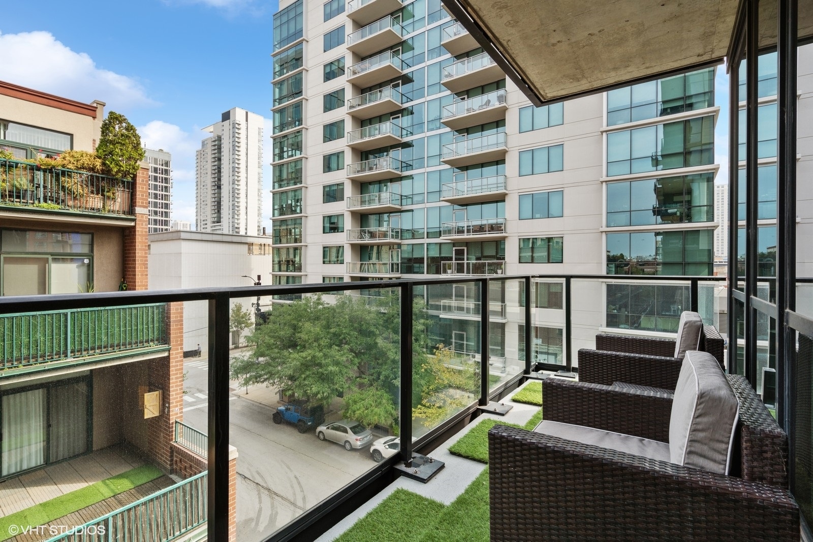 111 South Peoria Street, Unit 404 Chicago, IL 60607 - Photo 37 of 37 a view of building from balcony