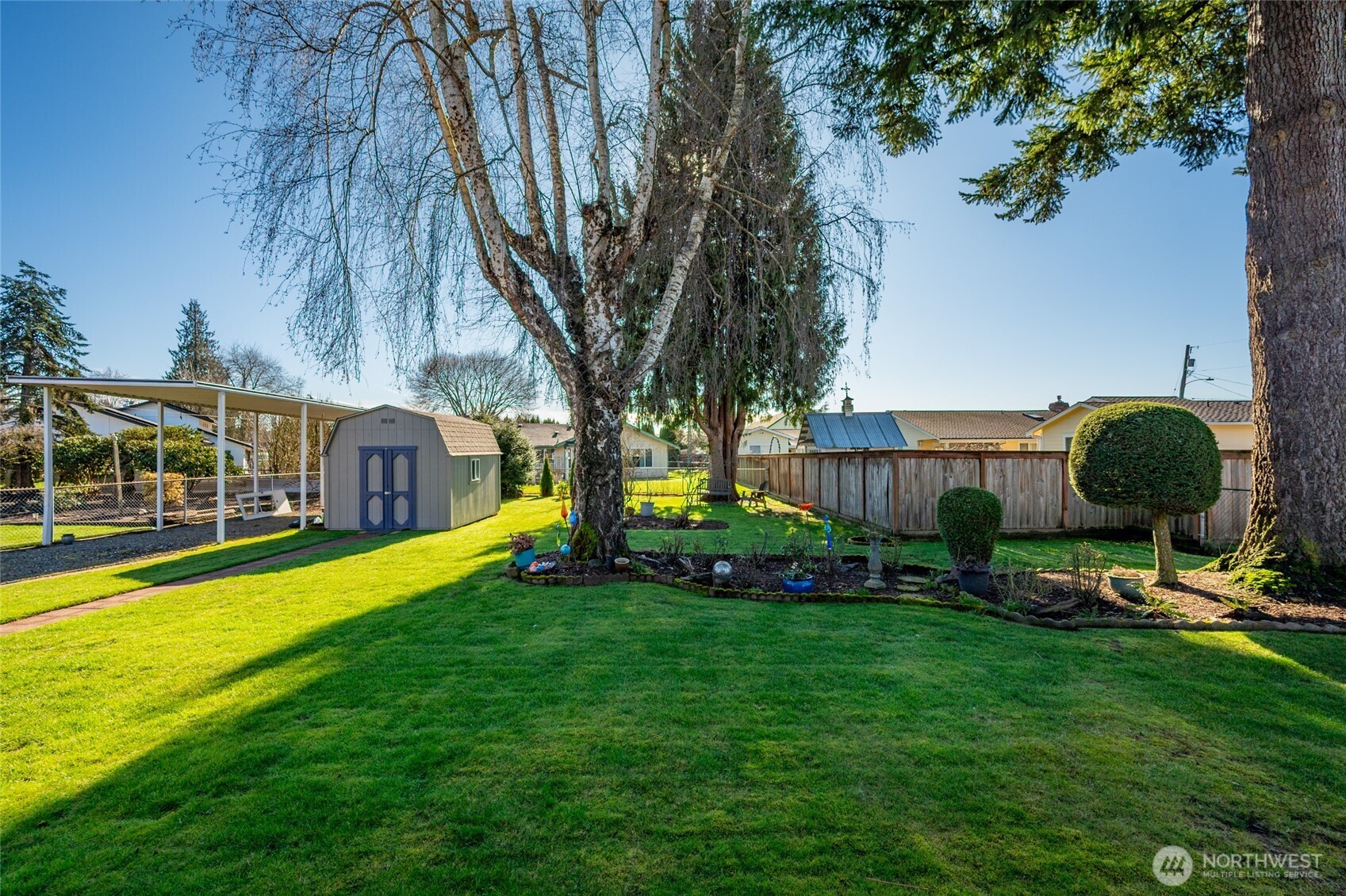 1704 Rainier Street Sumner, WA 98390 - Photo 28 of 40