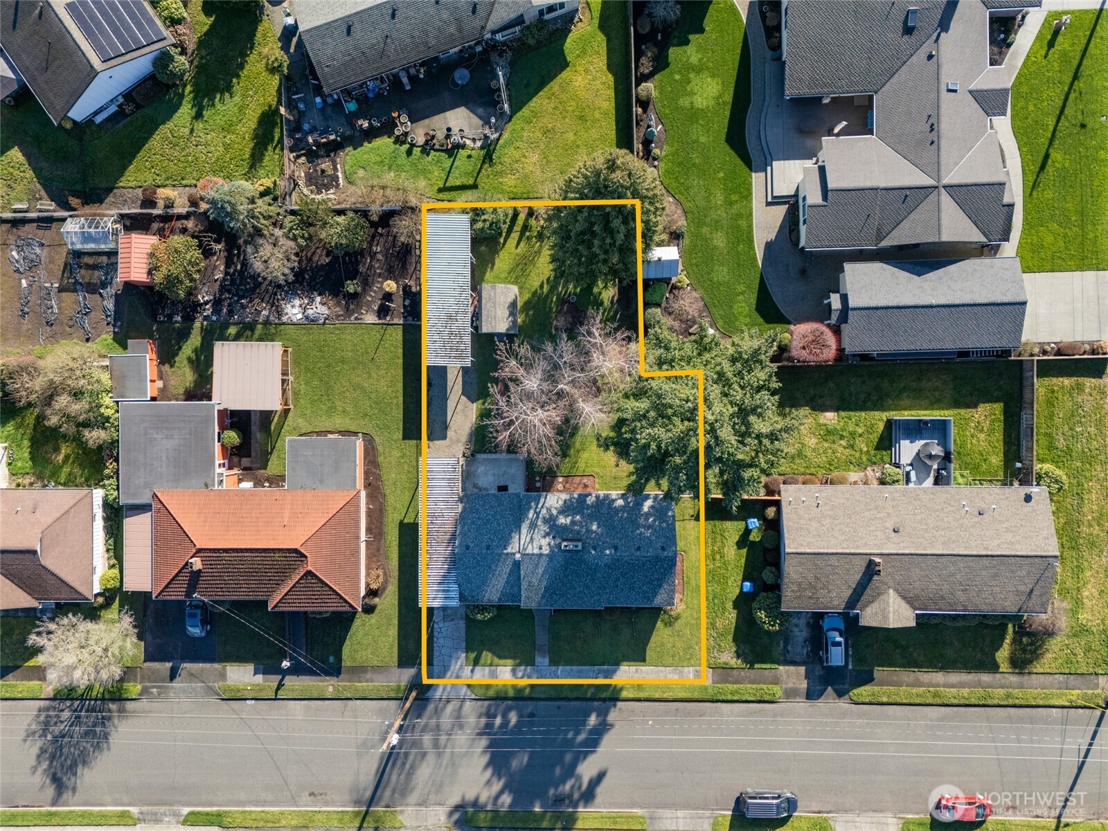 1704 Rainier Street Sumner, WA 98390 - Photo 34 of 40